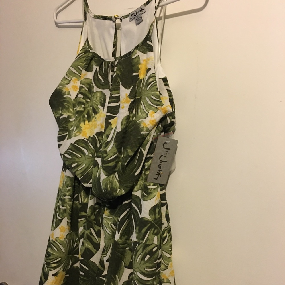 Women’s romper xl new green vintage floral Kylie